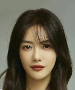 Elvira Cai (Cai Wenjing)